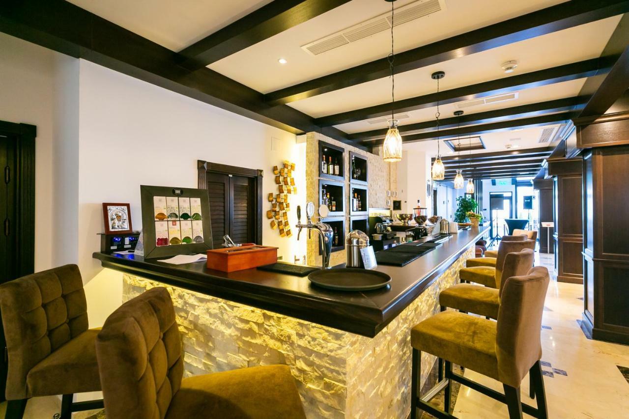 Hotel Castelnor Păltiniş Esterno foto